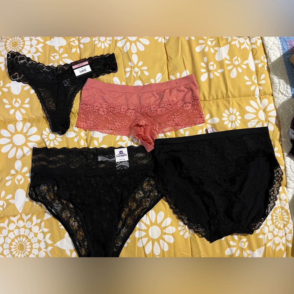 New Victoria's Secret, and other brands Lace Panty Set XL but thong large